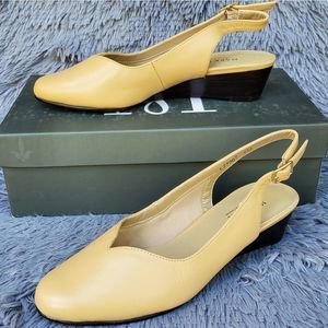 Mark Lemp Aster Eggshell Kid Sandals